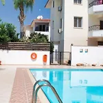 1 Bed In With Communal Pool * Voroklini